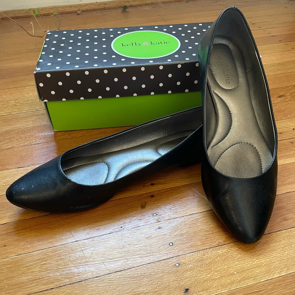 Kelly & Katie Black Saffiano KK Monica flats